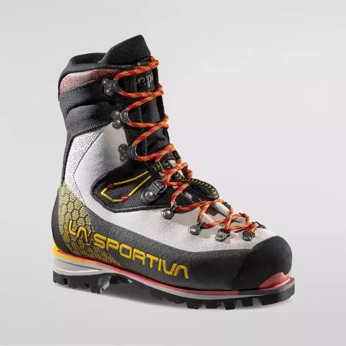 nepal cube woman gtx 1 - Nepal Cube Woman GTX